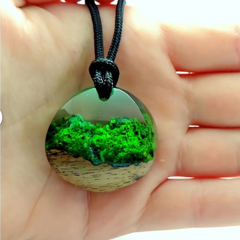 Three-Dimensional Forest Pattern Resin Pendant Rope Necklace